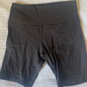 Lululemon bike shorts